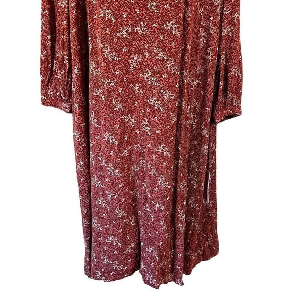 Treasure & Bond Shirred Long Sleeve Ditsy Floral Midi Dress - Picture 4 of 16